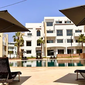Dominium Aparthotel